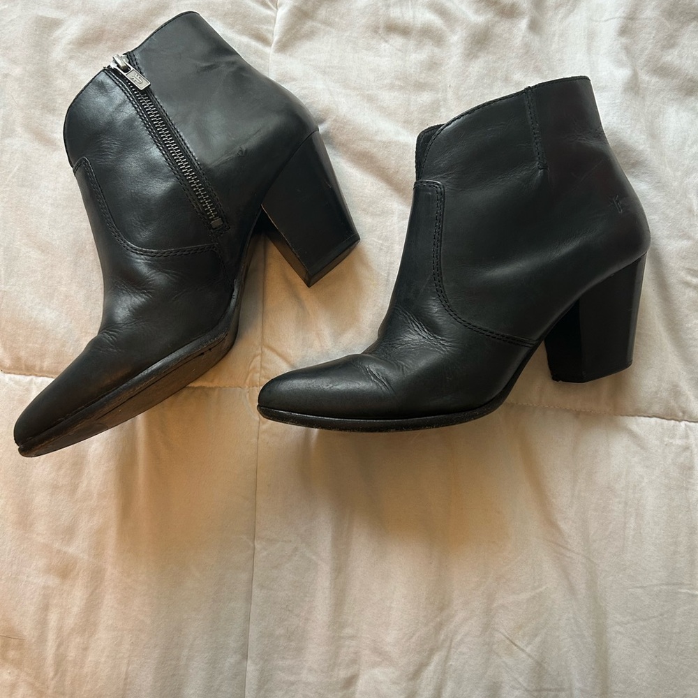 Frye June Western Bootie